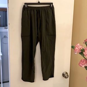 Lululemon Capris